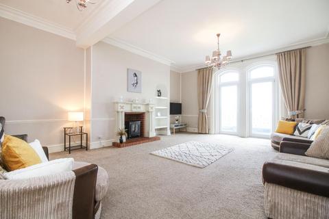4 bedroom flat for sale, Percy Gardens, Tynemouth