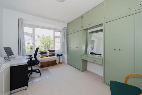 39 Bridgewood Road, Worcester Park, KT4 8XP