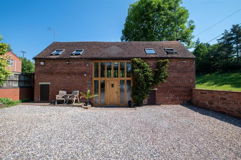 Drakelow Lane, Wolverley, Kidderminster 2 bed barn conversion £575,000