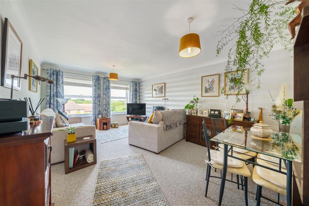 Living / Dining Room