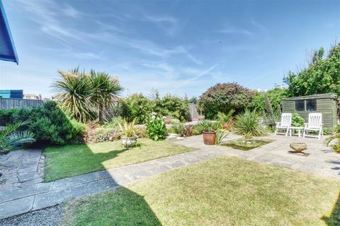 2 bedroom flat for sale, Middlesex Road, Bexhill-On-Sea