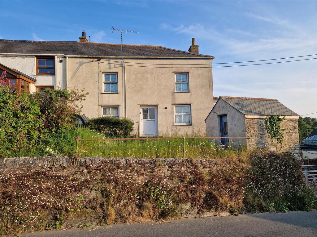 TREGONY, EDGE OF THE ROSELAND 4 bed cottage for sale £250,000