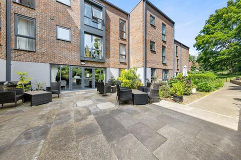 1 bedroom apartment for sale, London Road, Guildford