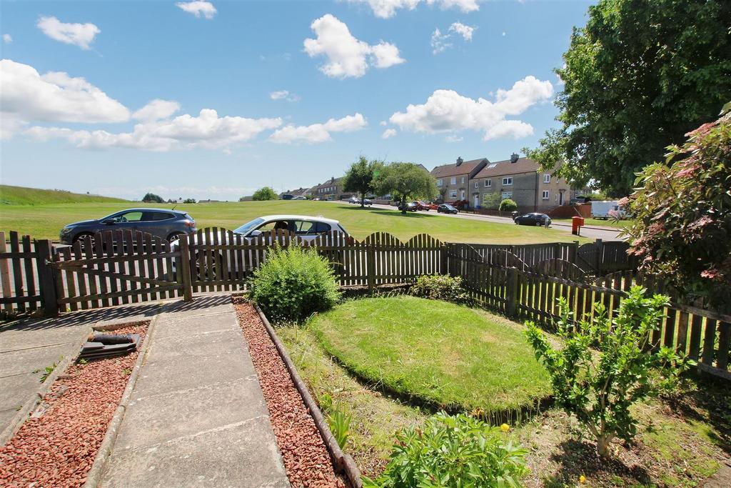 Rhyber Avenue, Lanark 2 bed terraced house £89,999