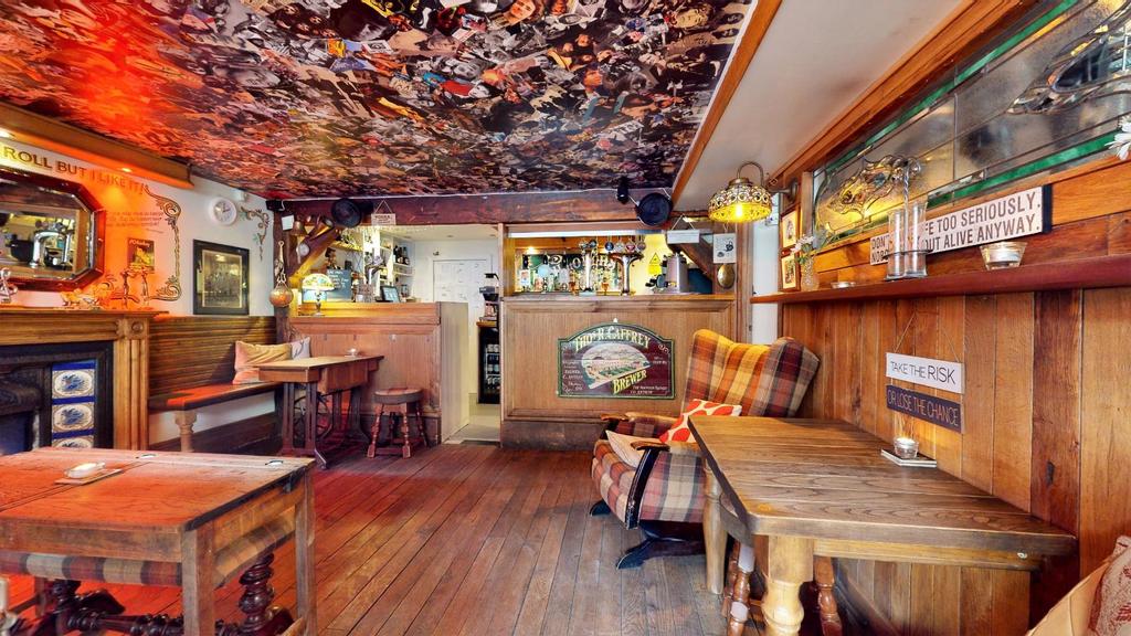 Irish-Bar-06142023 161823.jpg