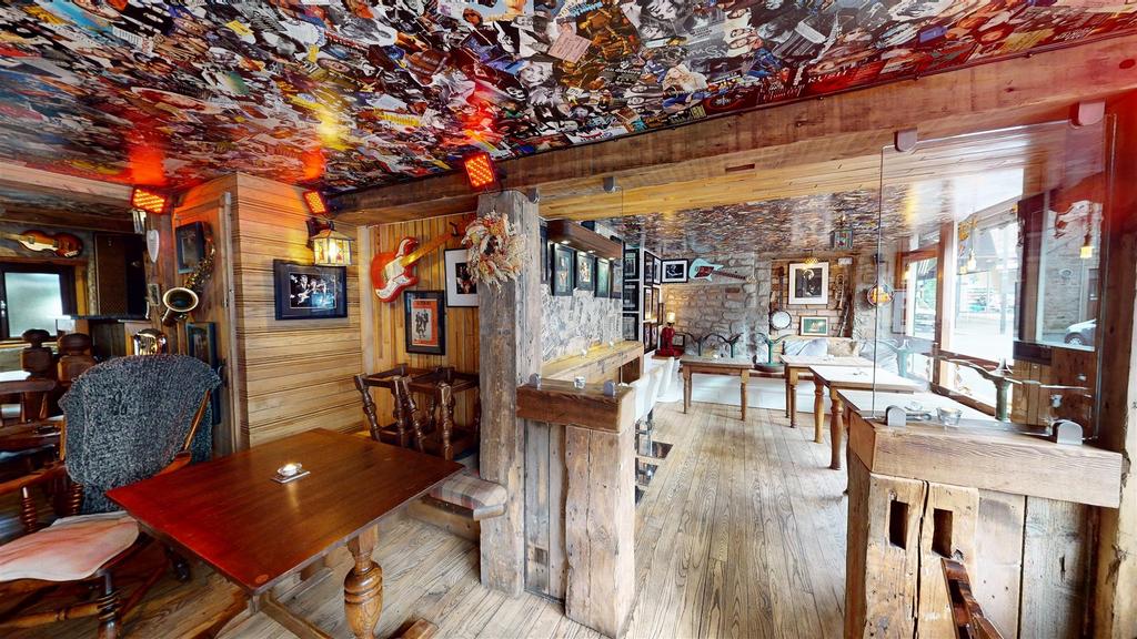 Irish-Bar-06142023 161950.jpg