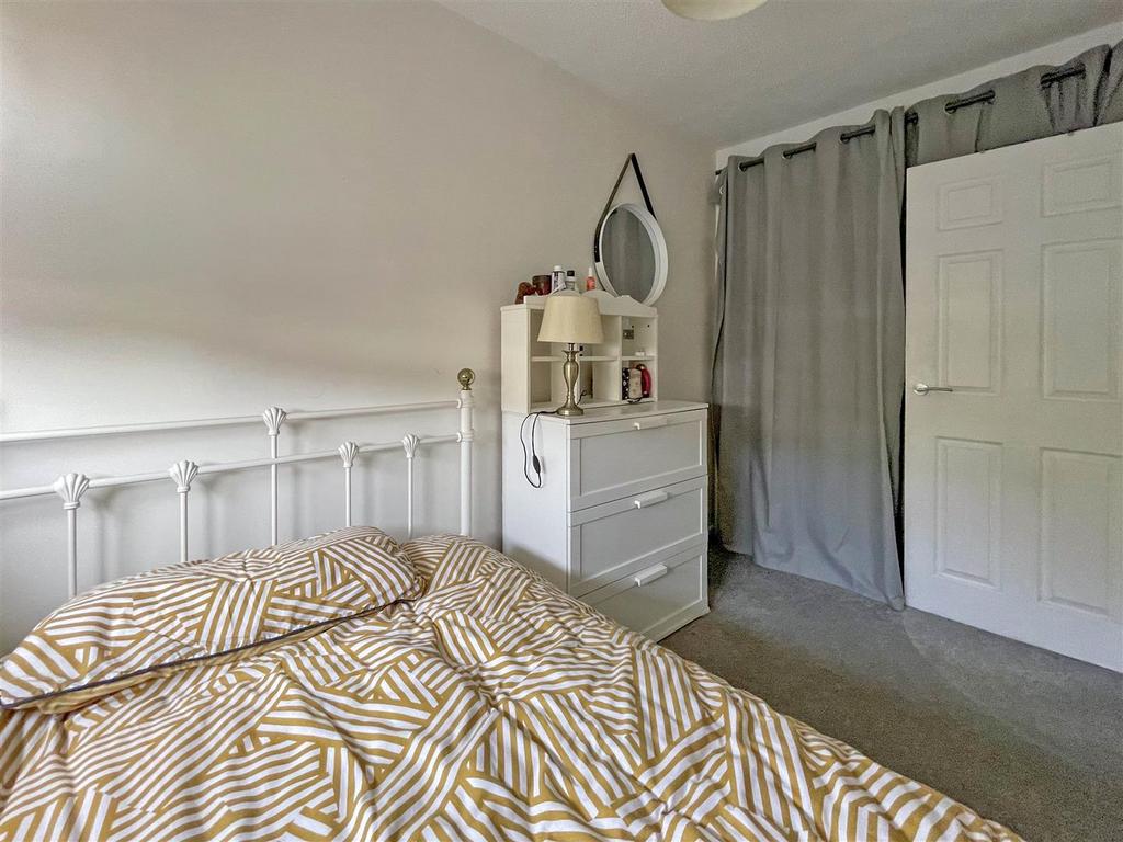 Bed 2.JPG