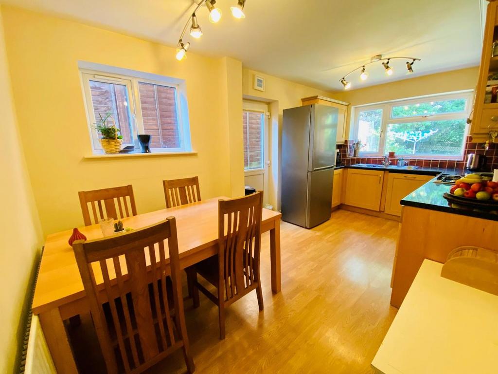 Breakfast Kitchen.jpg