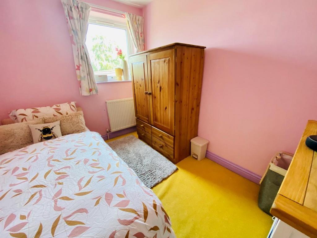 Bedroom4.jpg