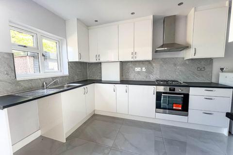 62 Benedictine Road, Cheylesmore, Coventry, CV3 6GU