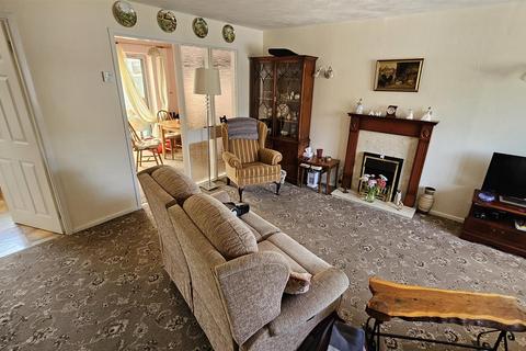 5 Ashdown Grove, Bingham, Nottingham, NG13 8RD