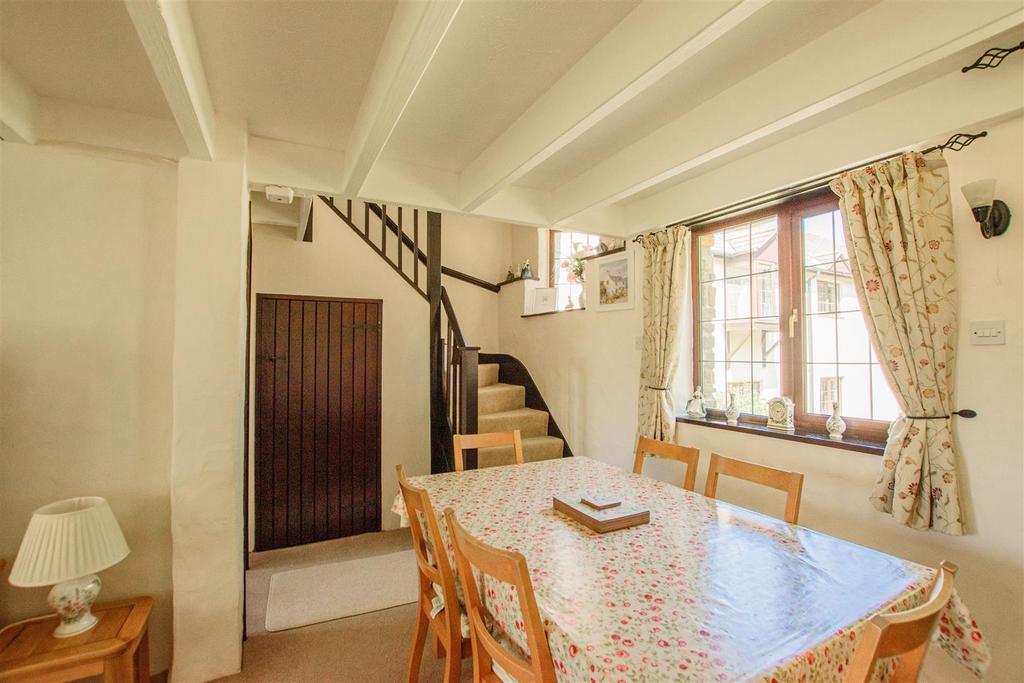 Living/Dining Room