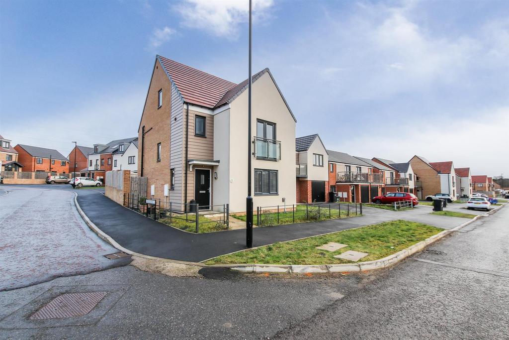 Oxen Drive, East Benton Rise, NE28 4 bed detached house £280,000