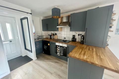 28 Braemar Crescent, Northampton, NN4 0FG