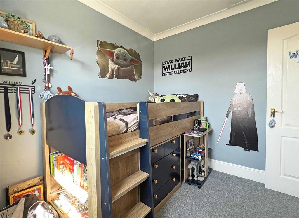 Bed 3.jpg