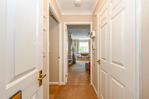 1 bedroom apartment for sale - Stockbridge Road, Chichester
