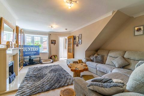 50 Bumblehole Meadows, Wombourne, Wolverhampton, WV5 8BG