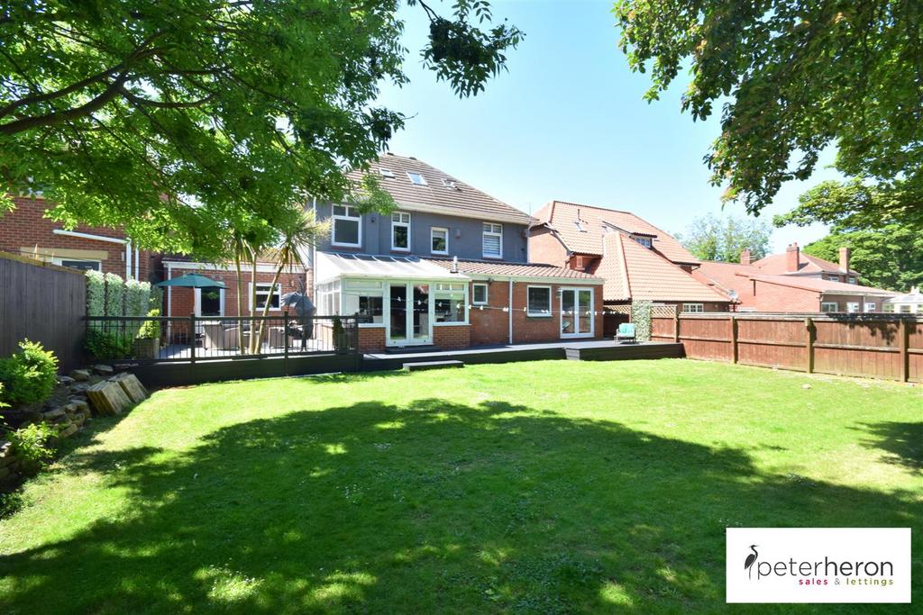 West Hill, Barnes, Sunderland 4 bed detached house for sale £580,000