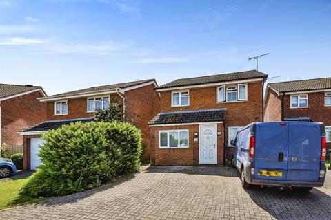 3 bedroom detached house for sale, Woodman Mead, Warminster BA12