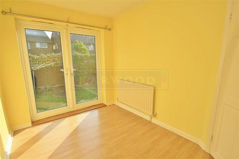 2 bedroom maisonette for sale, Langley