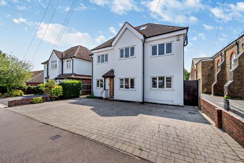 4 bedroom detached house for sale - New Road, Croxley Green, Rickmansworth, WD3