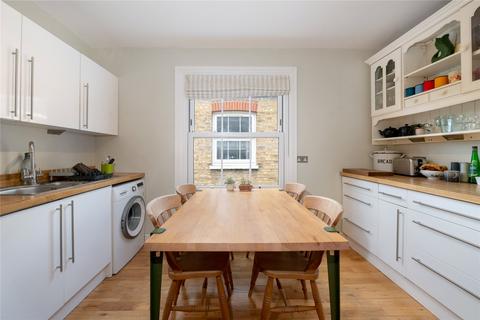 2 bedroom flat to rent, Credenhill Street, London, SW16