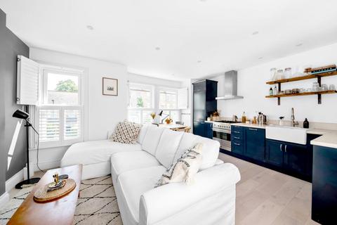 2 bedroom apartment for sale - Martell Road, Dulwich, London, SE21