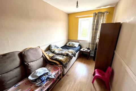 57 Gossage Road, London, SE18 1NQ