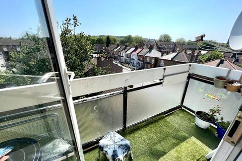 57 Gossage Road, London, SE18 1NQ