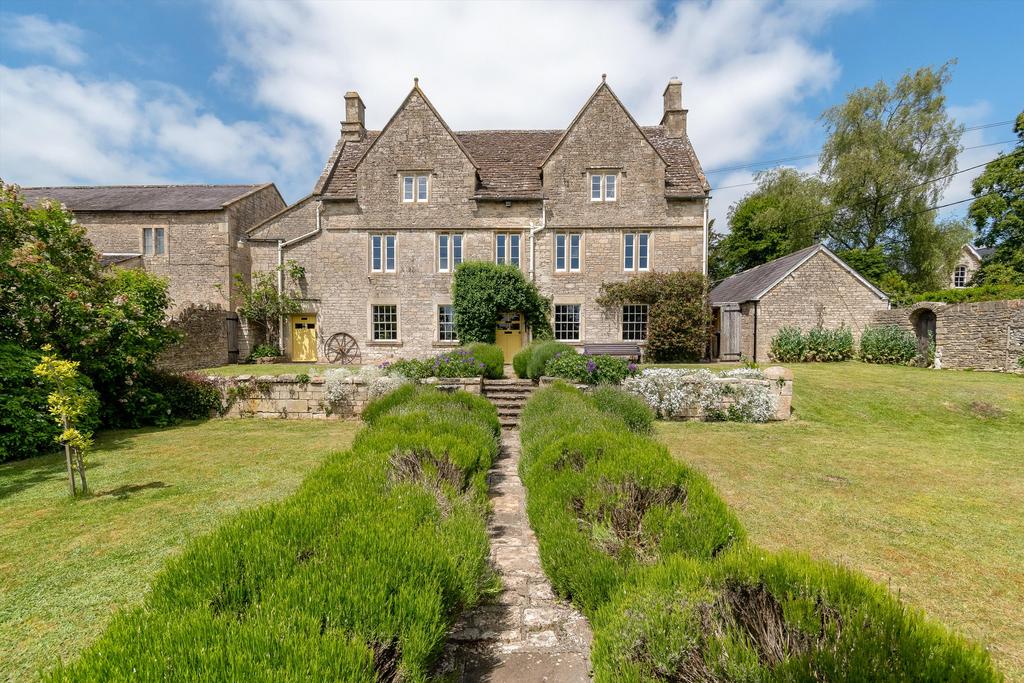 Thickwood Lane, Colerne, Bath, Wiltshire, SN14 6 bed detached house for