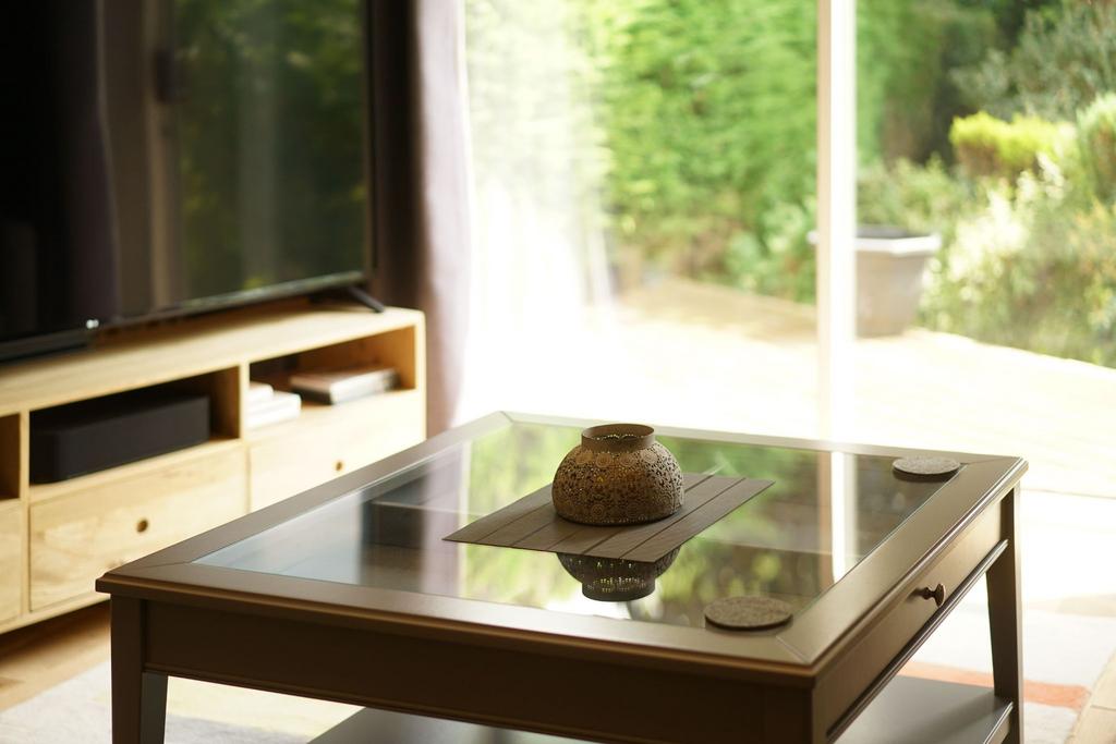 Photograph 11
