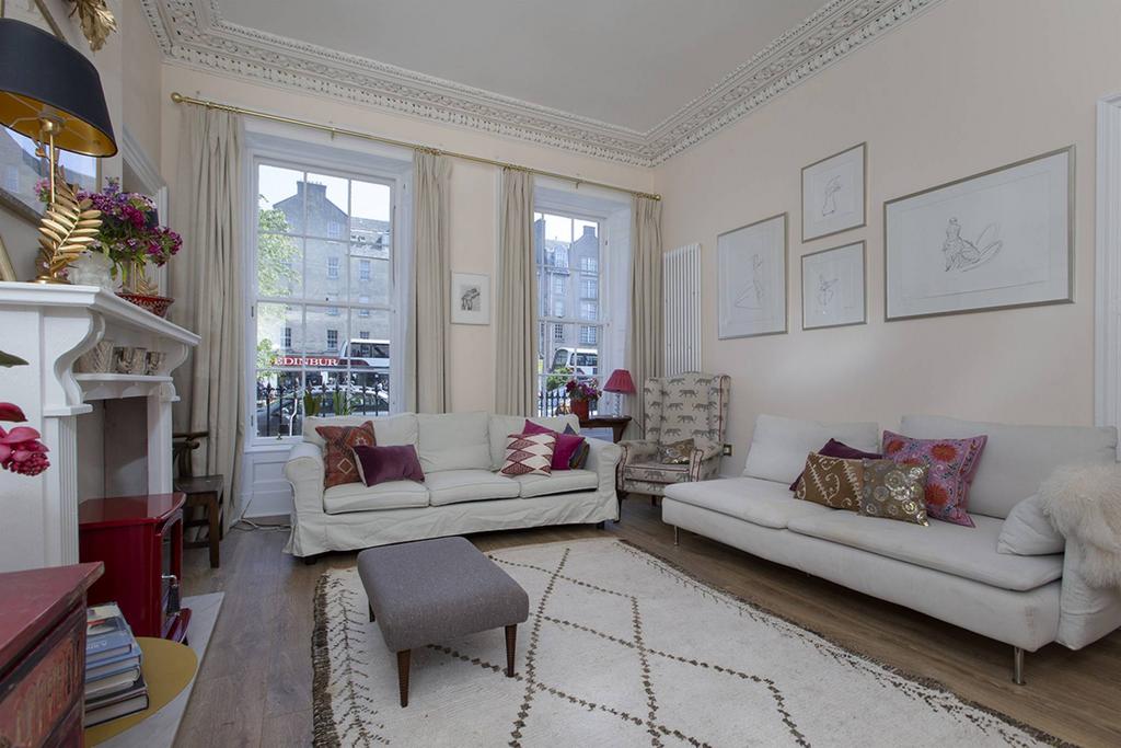 34 St Patrick Square, Newington, Edinburgh, EH8 9EU 2 bed flat for sale