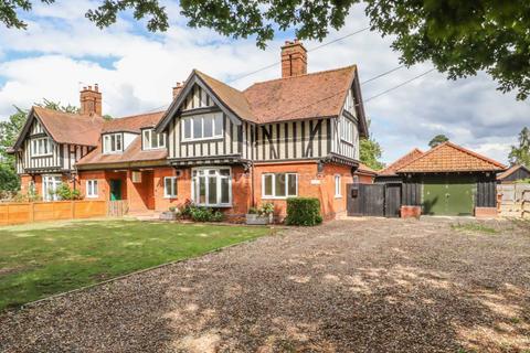 3 bedroom semi-detached house to rent, Manor Cottage, Herringswell