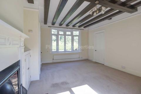 3 bedroom semi-detached house to rent, Manor Cottage, Herringswell