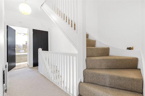56 Cold Harbour, London, E14 9NS
