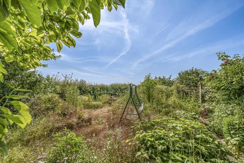 16 Daubigny Mead, Brize Norton, Carterton, OX18 3QE