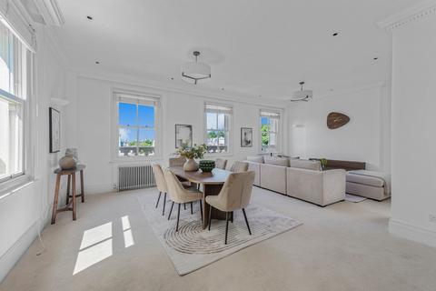 3 bedroom maisonette for sale, Hyde Park Street, Hyde Park, London