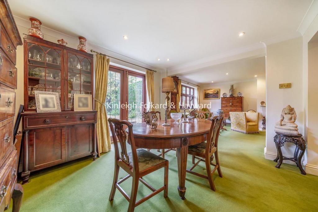 The Meadow, Chislehurst 3 bed detached house for sale £1,450,000