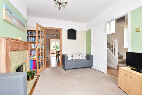 96 Sandcross Lane, Reigate, RH2 8EY