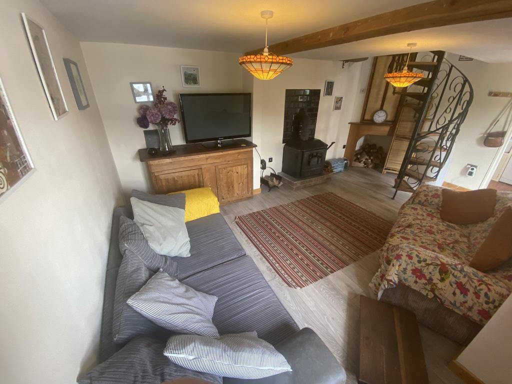 Gelli Hill, Llawhaden, Narberth, Pembrokeshire, SA67 2 bed detached