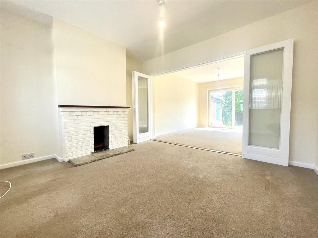 Harport Road, Redditch, B98 3 bed semidetached house £1,000 pcm (£