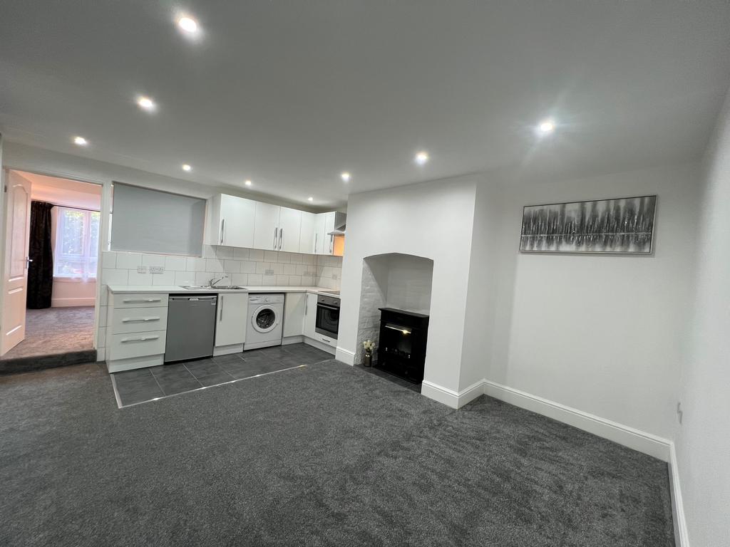 Leamington Road, Coventry, CV3 1 bed flat £875 pcm (£202 pw)