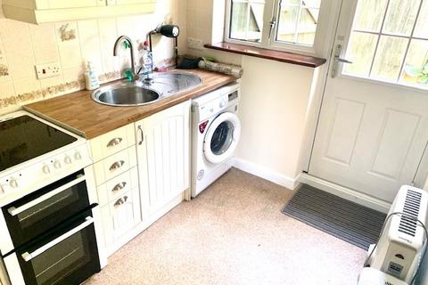 undefined, WEST END, SO30