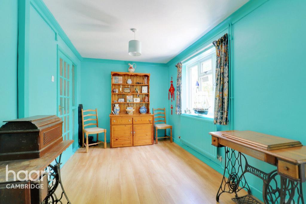 Hawkins Road, Cambridge 4 bed end of terrace house for sale £350,000