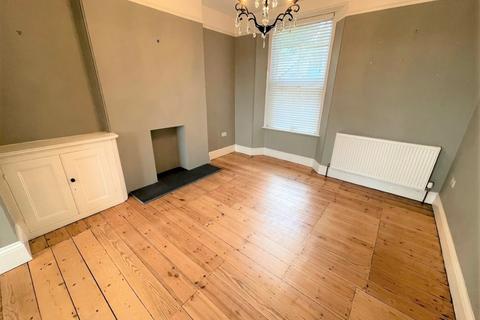 2 Avery Terrace, Lostwithiel, PL22 0AU