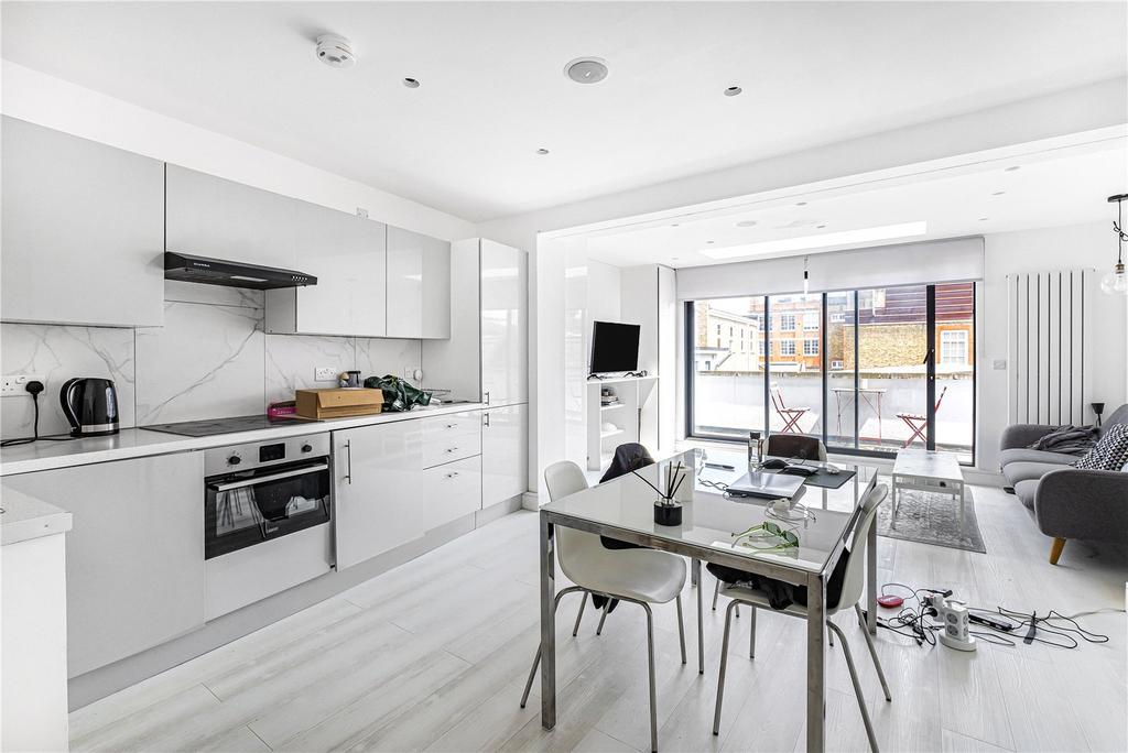 Kitchen/Reception