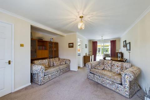 8 Ashmore, Long Buckby, Northampton, NN6 7RT