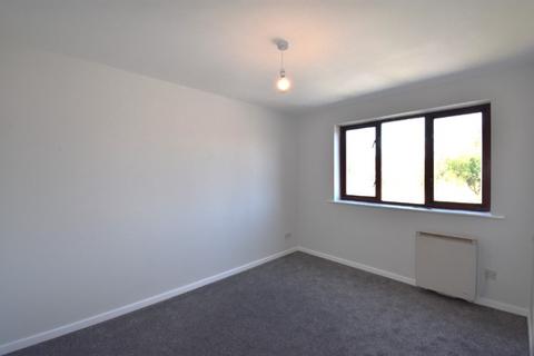 2 bedroom flat to rent - Park Road, Hull, HU3