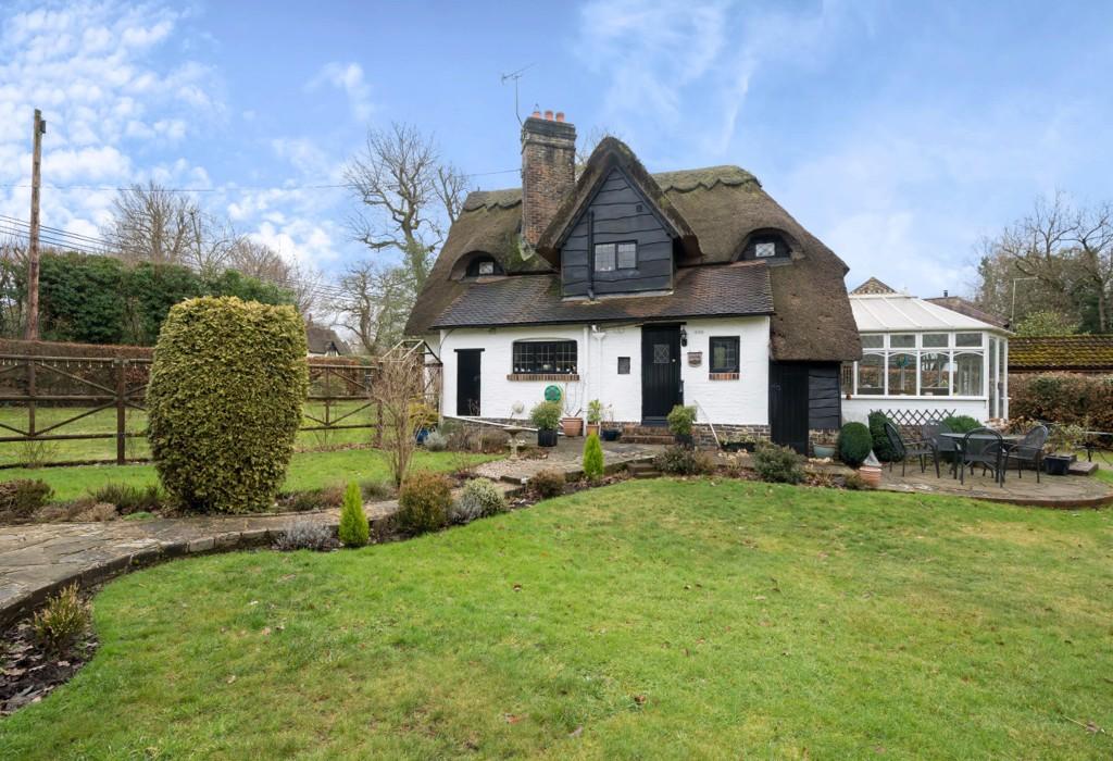 Spinney Lane, West Chiltington, West... 3 bed detached house £800,000