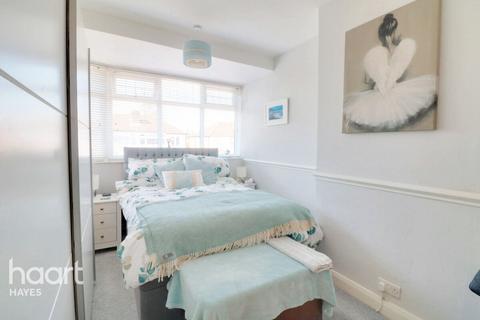 122 Fairholme Crescent, Hayes, UB4 8QU